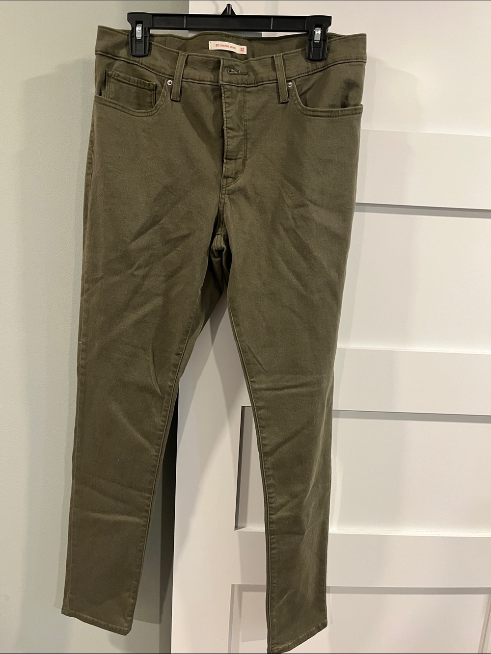 Women’s Olive Green Levi’s skinny Jeans